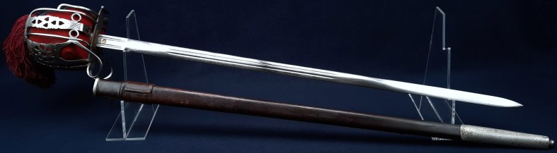 Scottish WW1 Infantry Officers Broadsword, Major Eric Archibald Jeffrey Hunter, Highland Light Infantry and KAR 02